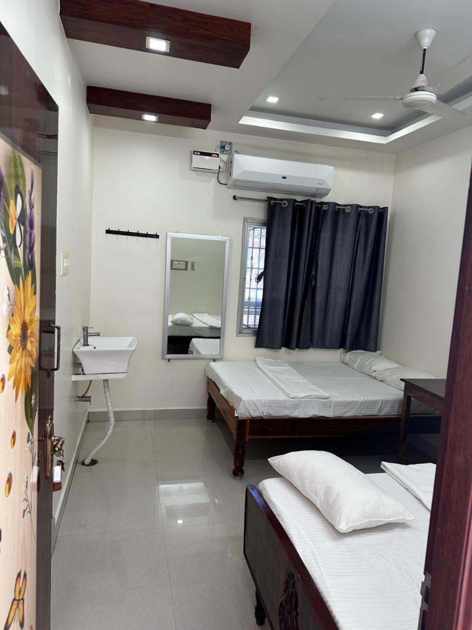 Temple View Home Stay Tiruvannāmalai Eksteriør bilde