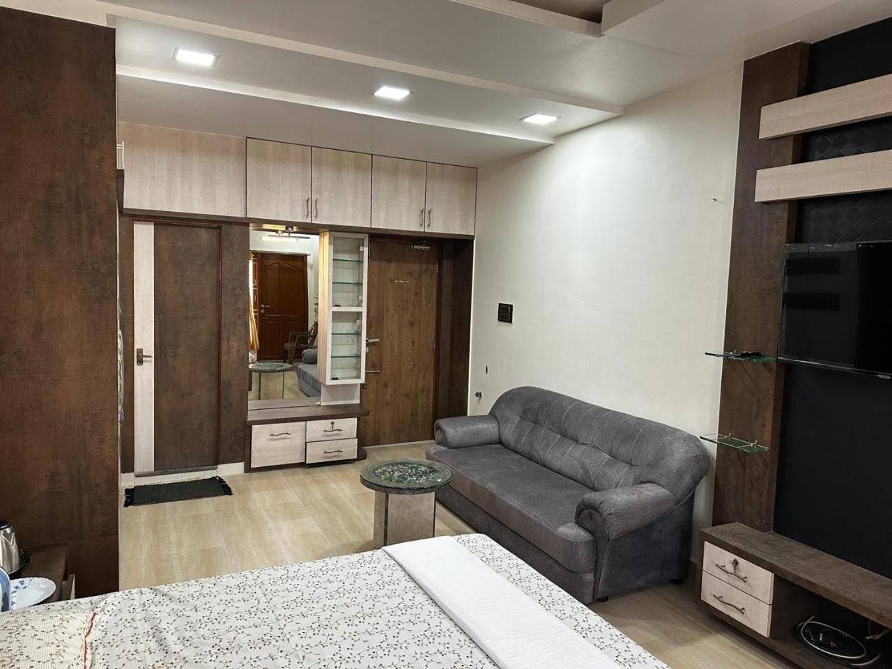 Temple View Home Stay Tiruvannāmalai Eksteriør bilde