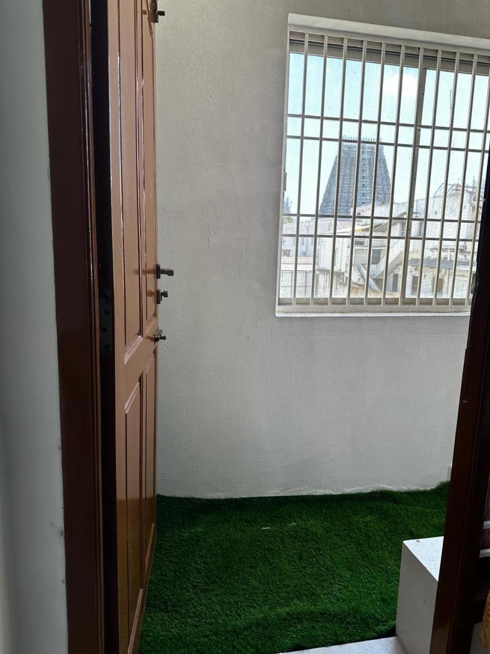 Temple View Home Stay Tiruvannāmalai Eksteriør bilde